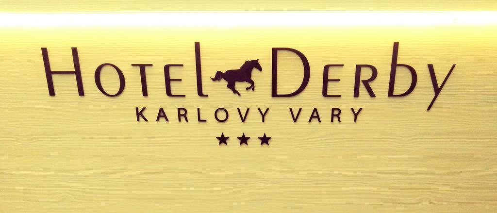 Hotel Derby การ์โลวีวารี ภายนอก รูปภาพ